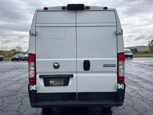Bright White Clearcoat 2025 RAM ProMaster 2500 Tradesman