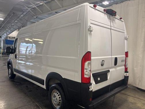 Bright White Clearcoat 2025 RAM ProMaster 2500 Tradesman