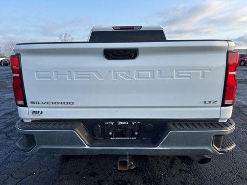 Summit White 2025 Chevrolet Silverado 2500 LTZ