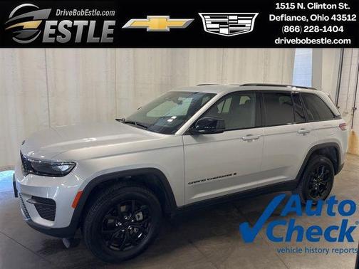 Silver Zynith 2025 Jeep Grand Cherokee Altitude