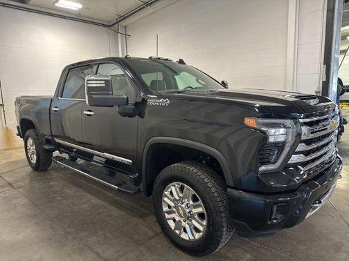 2025 Chevrolet Silverado 3500 High Country