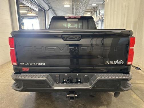 2025 Chevrolet Silverado 3500 High Country