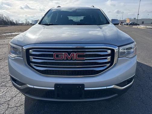 2017 GMC Acadia SLE-2