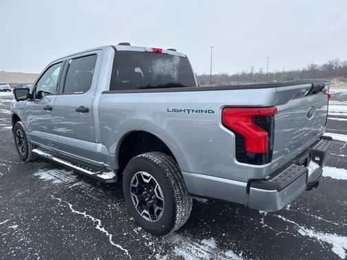 2023 Ford F-150 Lightning XLT