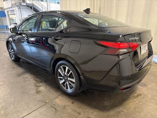 2022 Nissan Versa 1.6 SV