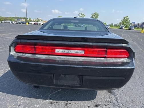 2010 Dodge Challenger SE