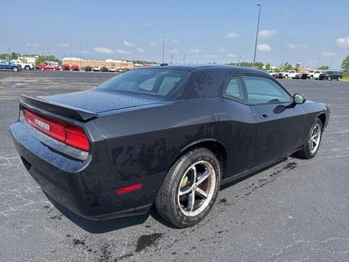 2010 Dodge Challenger SE