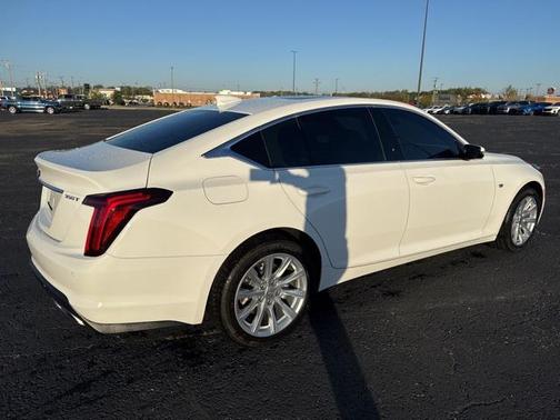 2024 Cadillac CT5 Luxury