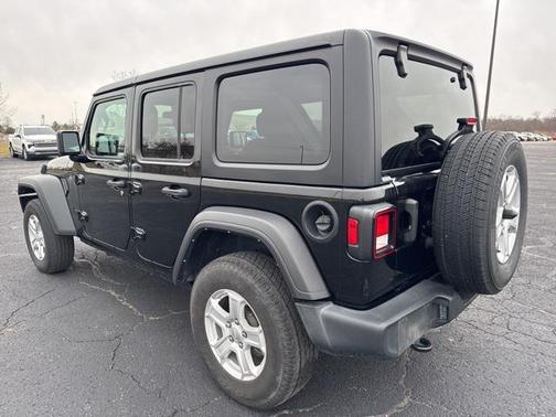 2022 Jeep Wrangler Unlimited Sport