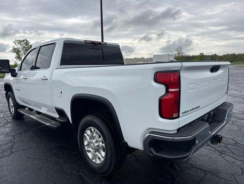 Summit White 2025 Chevrolet Silverado 2500 LTZ