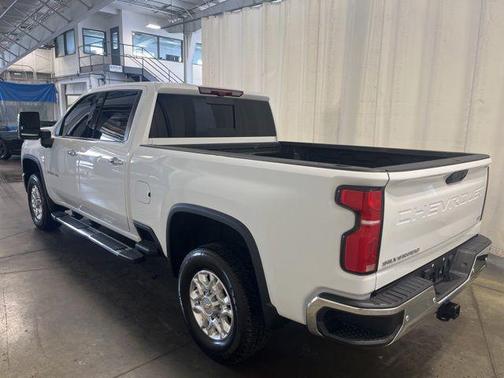 Summit White 2025 Chevrolet Silverado 2500 LTZ