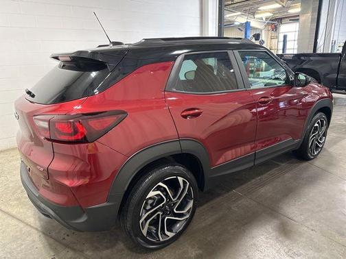 Crimson Metallic 2025 Chevrolet Trailblazer RS