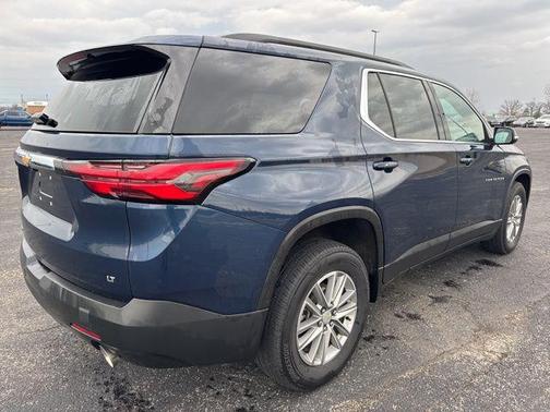 Northsky Blue Metallic 2023 Chevrolet Traverse LT Cloth