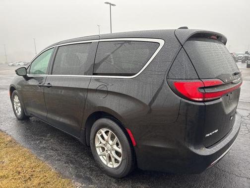 2025 Chrysler Pacifica L