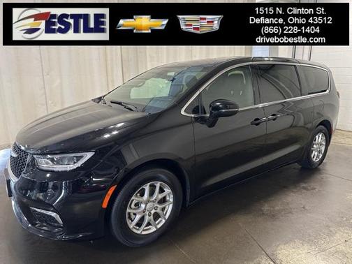 2025 Chrysler Pacifica L