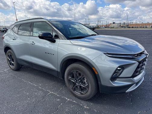 Sterling Gray Metallic 2023 Chevrolet Blazer 2LT