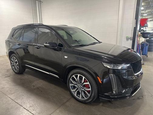 2025 Cadillac XT6 Sport AWD