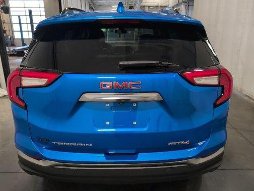 Riptide Metallic 2024 GMC Terrain AWD AT4