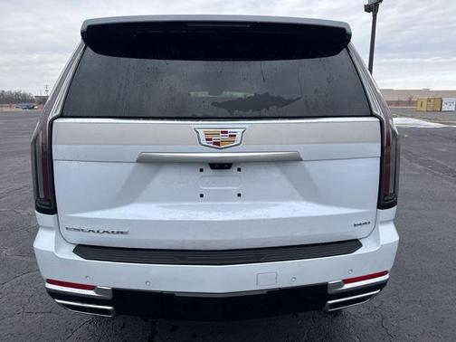 2026 Cadillac Escalade Luxury