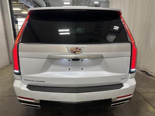 2026 Cadillac Escalade Luxury