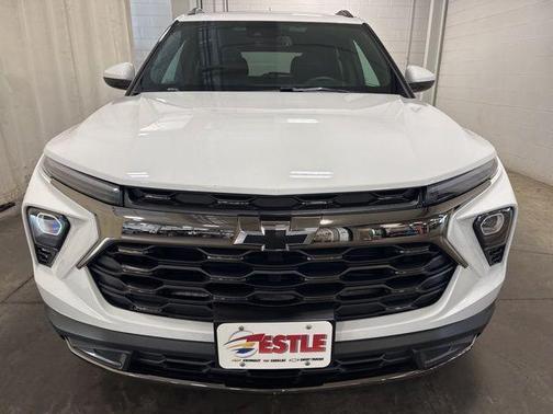 Summit White 2024 Chevrolet Trailblazer ACTIV