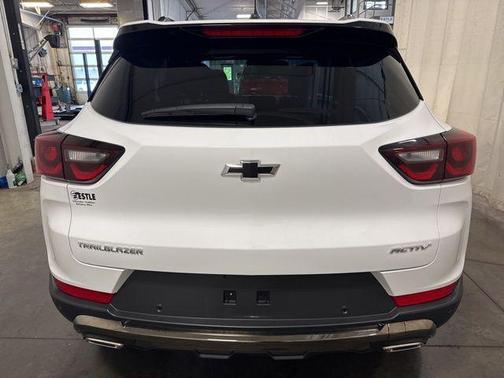 Summit White 2024 Chevrolet Trailblazer ACTIV