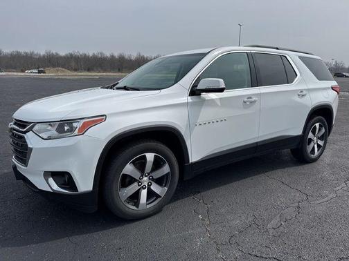 Summit White 2019 Chevrolet Traverse LT Leather