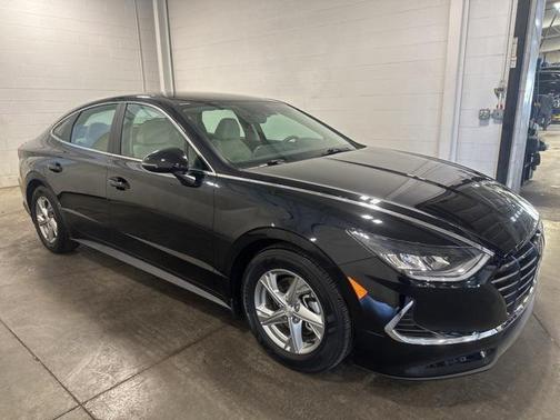 2023 Hyundai SONATA SE