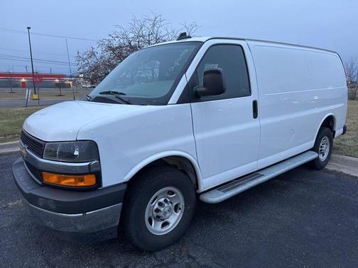 2024 Chevrolet Express 2500 RWD 2500 Regular Wheelbase WT