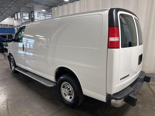 2024 Chevrolet Express 2500 RWD 2500 Regular Wheelbase WT