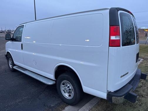 2024 Chevrolet Express 2500 RWD 2500 Regular Wheelbase WT