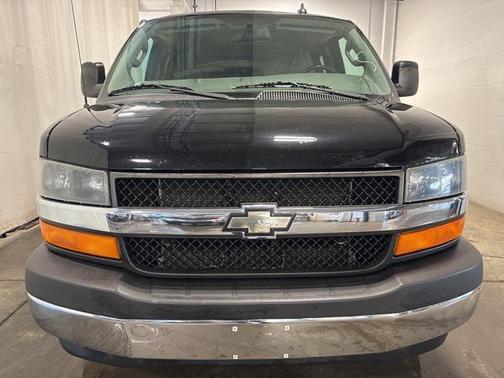 2017 Chevrolet Express 3500 LT