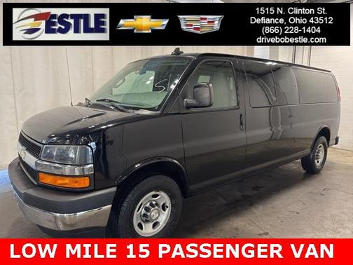 2017 Chevrolet Express 3500 LT