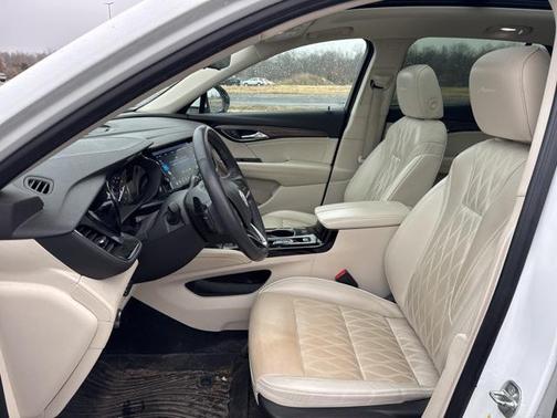 2022 Buick Envision FWD Avenir