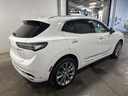 2022 Buick Envision FWD Avenir
