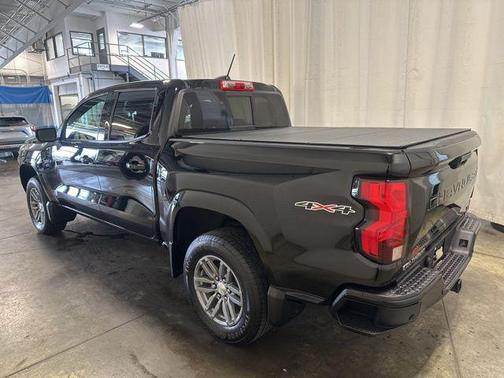 Black 2023 Chevrolet Colorado LT