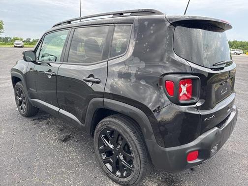 2022 Jeep Renegade Altitude