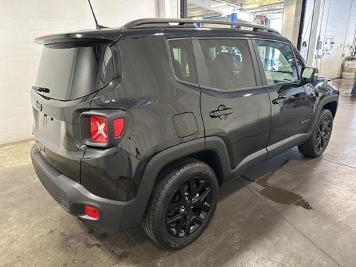 2022 Jeep Renegade Altitude