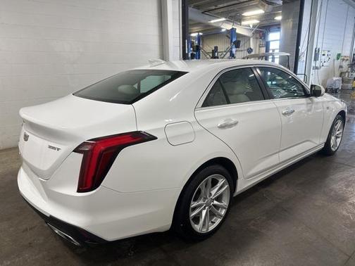 2021 Cadillac CT4 Luxury