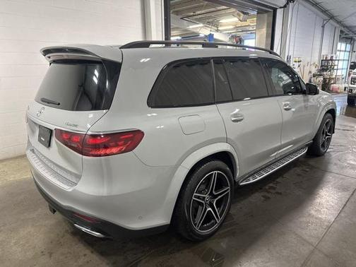 2024 Mercedes-Benz GLS 450 4MATIC