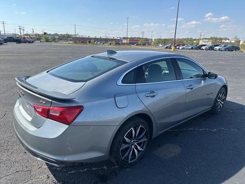 2024 Chevrolet Malibu FWD RS