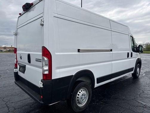 Bright White Clearcoat 2025 RAM ProMaster 2500 Tradesman