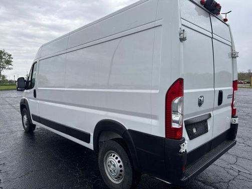 Bright White Clearcoat 2025 RAM ProMaster 2500 Tradesman