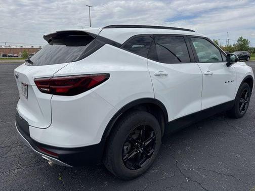 Summit White 2024 Chevrolet Blazer 2LT