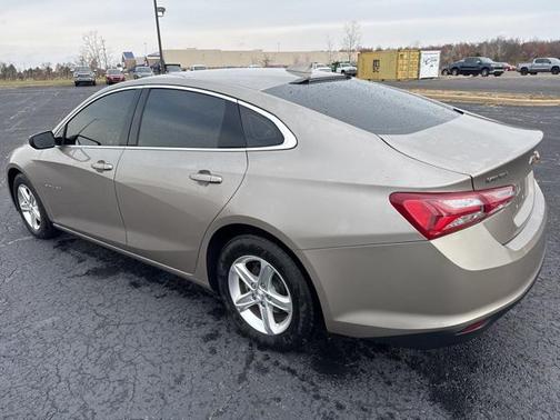 2022 Chevrolet Malibu FWD LT