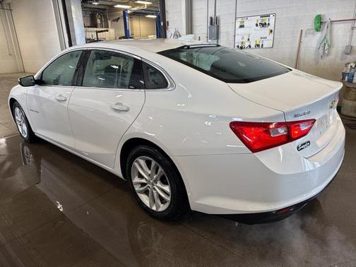 2017 Chevrolet Malibu 1LT