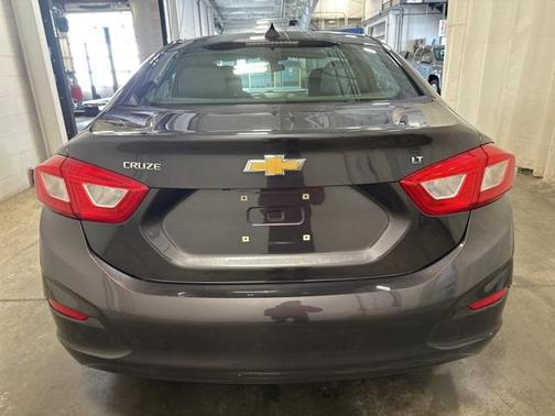 2016 Chevrolet Cruze LT Auto