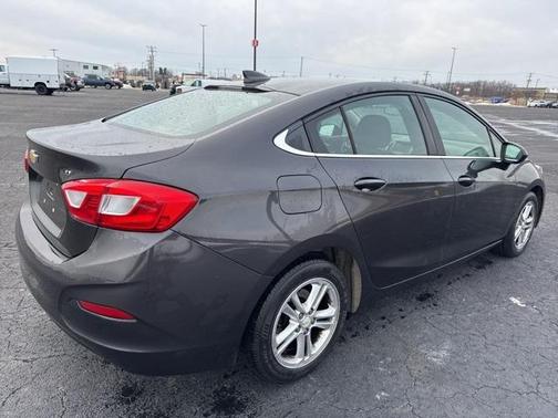 2016 Chevrolet Cruze LT Auto