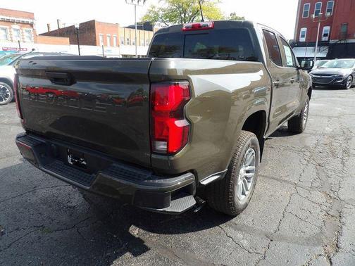 Harvest Bronze Metallic 2024 Chevrolet Colorado LT