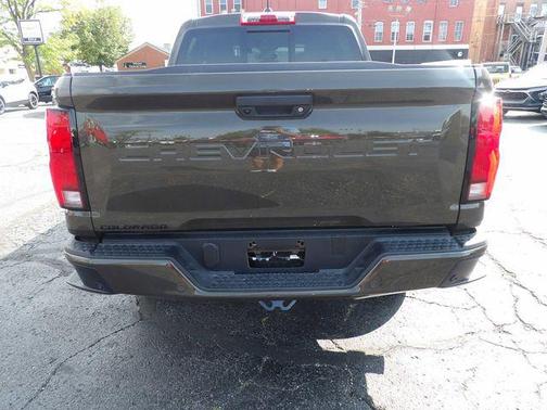 Harvest Bronze Metallic 2024 Chevrolet Colorado LT